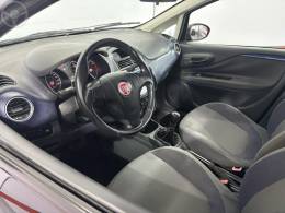 FIAT - PUNTO 1.4 ATTRACTIVE 8V FLEX 4P MANUAL - 2013/2014 - PRETA - R$ 39.900,00