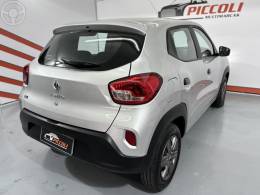 RENAULT - KWID 1.0 12V SCE FLEX ZEN MANUAL - 2023/2024 - PRATA - R$ 53.900,00