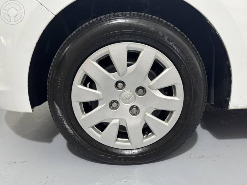 FORD - KA 1.0 SE PLUS 12V FLEX 4P MANUAL - 2020/2020 - BRANCA - R$ 52.500,00