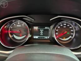 CHEVROLET - ONIX 1.0 PREMIER II 12V TURBO FLEX 4P AUTOMÁTICO - 2024/2025 - BRANCA - R$ 111.900,00