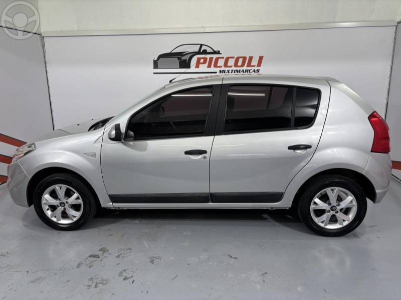 RENAULT - SANDERO 1.6 EXPRESSION 16V FLEX 4P MANUAL - 2011/2012 - PRATA - R$ 34.500,00