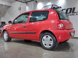 RENAULT - CLIO 1.0 CAMPUS 16V FLEX 2P MANUAL - 2009/2009 - VERMELHA - R$ 19.900,00