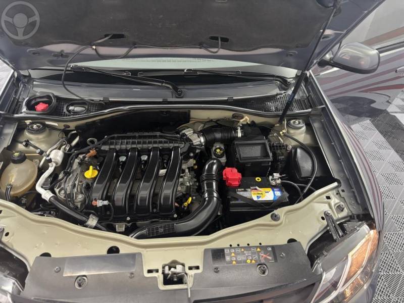 RENAULT - DUSTER 2.0 DYNAMIQUE 4X2 16V FLEX 4P AUTOMÁTICO - 2018/2019 - CINZA - R$ 75.900,00
