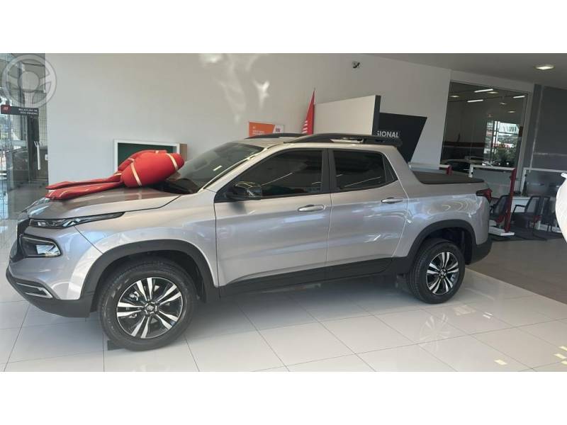 FIAT - TORO 1.3 FREEDOM T270 4X2 16V FLEX 4P AUTOMÁTICO - 2024/2025 - CINZA - R$ 138.900,00