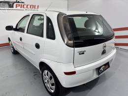 CHEVROLET - CORSA 1.4 MPFI MAXX 8V FLEX 4P MANUAL - 2011/2012 - BRANCA - R$ 34.900,00