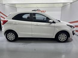 FORD - KA 1.0 SE PLUS 12V FLEX 4P MANUAL - 2020/2020 - BRANCA - R$ 53.900,00
