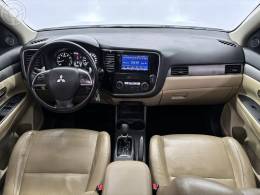 MITSUBISHI - OUTLANDER 3.0 GT 4X4 V6 24V 4P AUTOMÁTICO - 2014/2014 - BRANCA - R$ 78.900,00