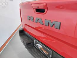 RAM - RAMPAGE 2.0 HURRICANE R/T 4 4X4 TURBO 4P AUTOMÁTICO - 2023/2024 - VERMELHA - R$ 229.900,00