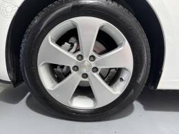 CHEVROLET - CRUZE 1.8 LT 16V FLEX 4P AUTOMÁTICO - 2014/2014 - BRANCA - R$ 63.500,00