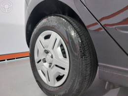 CHEVROLET - ONIX 1.0 MPFI JOY 8V FLEX 4P MANUAL - 2017/2018 - PRETA - R$ 49.900,00