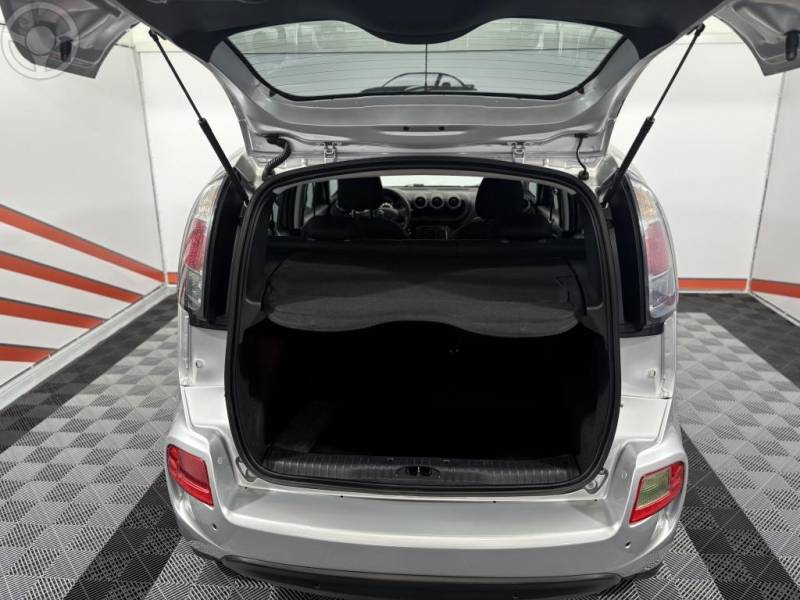 CITROËN - C3 PICASSO 1.5 TENDANCE 4P FLEX MANUAL - 2015/2015 - PRATA - R$ 42.900,00