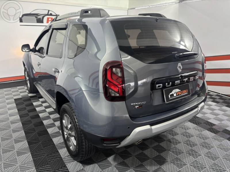 RENAULT - DUSTER 2.0 DYNAMIQUE 4X2 16V FLEX 4P AUTOMÁTICO - 2018/2019 - CINZA - R$ 75.900,00