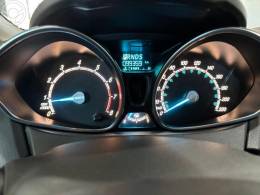 FORD - FIESTA 1.6 TITANIUM PLUS HATCH 16V FLEX 4P AUTOMÁTICO - 2016/2017 - BRANCA - R$ 59.900,00