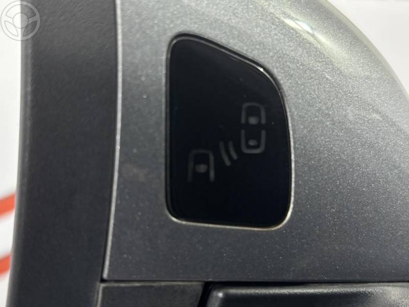 CHEVROLET - TRACKER 1.0 12V LTZ TURBO FLEX 4P AUTOMÁTICO - 2022/2023 - CINZA - R$ 104.900,00