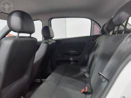 VOLKSWAGEN - GOL 1.0 12V MPI TOTALFLEX CITY 4P MANUAL - 2021/2022 - BRANCA - R$ 53.900,00