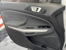 FORD - ECOSPORT 1.6 FREESTYLE 16V FLEX 4P AUTOMÁTICO - 2017/2017 - BRANCA - R$ 65.900,00