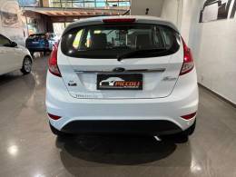 FORD - FIESTA 1.6 TITANIUM PLUS HATCH 16V FLEX 4P AUTOMÁTICO - 2016/2017 - BRANCA - R$ 59.900,00