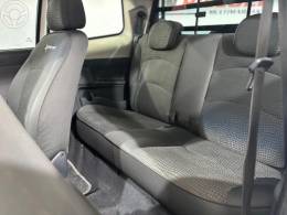 FIAT - STRADA 1.8 MPI ADVENTURE LOCKER CD 16V FLEX 2P MANUAL - 2011/2011 - BRANCA - R$ 54.900,00