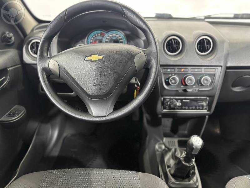 CHEVROLET - CELTA 1.0 MPFI LT 8V FLEX 4P MANUAL - 2013/2014 - BRANCA - R$ 35.500,00