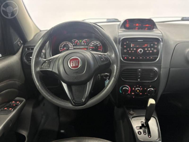 FIAT - PALIO 1.8 MPI ADVENTURE LOCKER WEEKEND 8V FLEX 4P AUTOMATIZADO - 2014/2015 - VERDE - R$ 47.900,00