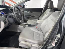 HONDA - CIVIC 2.0 LXR 16V FLEX 4P AUTOMÁTICO - 2013/2014 - CINZA - R$ 75.900,00
