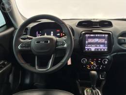 JEEP - RENEGADE 1.3 LONGITUDE T270 TURBO FLEX 4P AUTOMÁTICO - 2022/2023 - PPRETA - R$ 114.900,00