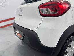 RENAULT - KWID 1.0 12V SCE FLEX ZEN MANUAL - 2021/2022 - BRANCA - R$ 44.900,00