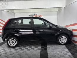 FORD - FIESTA 1.0 MPI HATCH 8V FLEX 4P MANUAL - 2012/2013 - PRETA - R$ 30.900,00