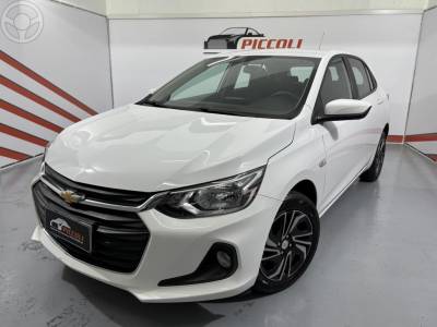 CHEVROLET - ONIX 1.0 LT2 FLEX 4P MANUAL - 2023/2024 - BRANCA - R$ 69.900,00