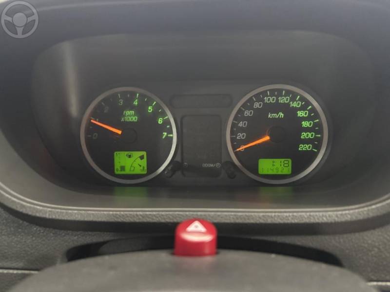 FORD - ECOSPORT 1.6 XLS 8V 4P MANUAL - 2006/2007 - PRATA - R$ 33.900,00