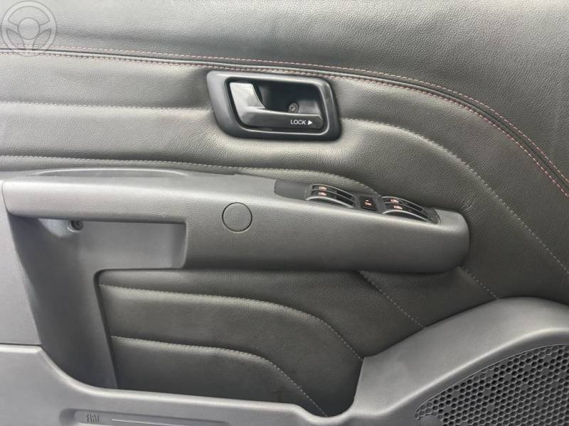 FIAT - PALIO 1.8 MPI ADVENTURE LOCKER WEEKEND 8V FLEX 4P AUTOMATIZADO - 2014/2015 - VERDE - R$ 47.900,00