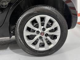 FIAT - MOBI 1.0 8V EVO FLEX LIKE. MANUAL - 2018/2019 - PRETA - R$ 45.900,00