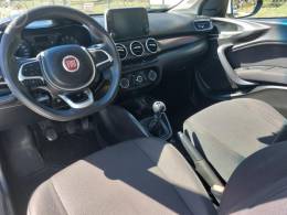 FIAT - CRONOS 1.8 PRECISION 16V FLEX MANUAL - 2018/2019 - BRANCA - R$ 65.900,00