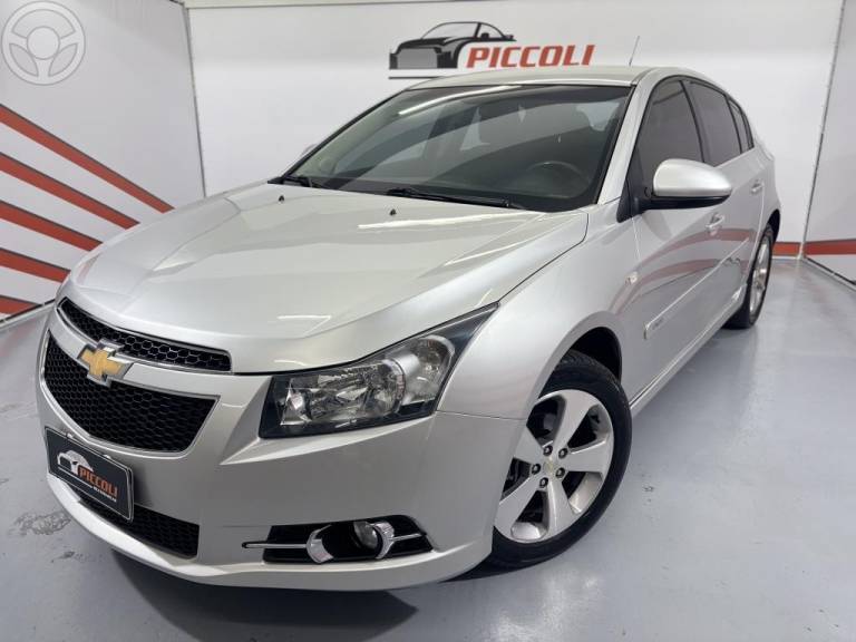 CHEVROLET - CRUZE 1.8 LT SPORT6 16V FLEX 4P MANUAL - 2014/2014 - PRATA - R$ 59.900,00