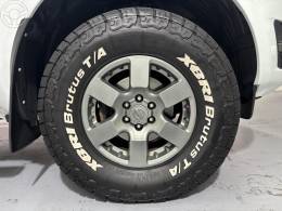 NISSAN - FRONTIER 2.5 SE ATTACK 4X4 CD TURBO ELETRONIC DIESEL 4P MANUAL - 2014/2014 - BRANCA - R$ 96.900,00