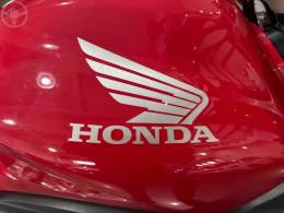 HONDA - CB 300R ABS - 2010/2011 - VERMELHA - R$ 12.900,00