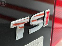 VOLKSWAGEN - UP 1.0 TSI MOVE UP 12V FLEX 4P MANUAL - 2016/2017 - BRANCA - R$ 59.900,00