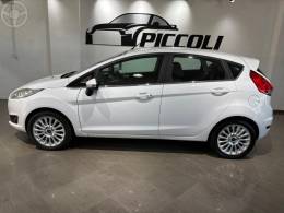 FORD - FIESTA 1.6 TITANIUM PLUS HATCH 16V FLEX 4P AUTOMÁTICO - 2016/2017 - BRANCA - R$ 59.900,00