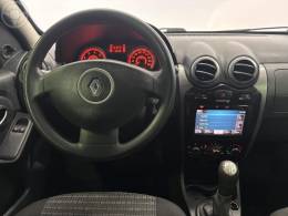 RENAULT - SANDERO 1.6 EXPRESSION 16V FLEX 4P MANUAL - 2013/2014 - PRATA - R$ 33.900,00