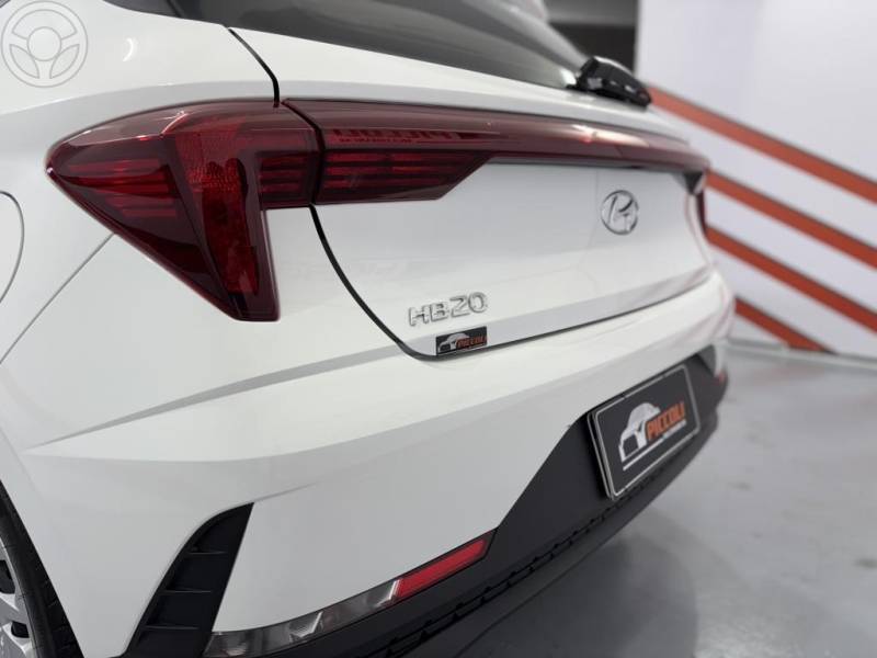 HYUNDAI - HB20 1.0 SENSE PLUS 12V FLEX 4P MANUAL - 2023/2024 - BRANCA - R$ 70.900,00