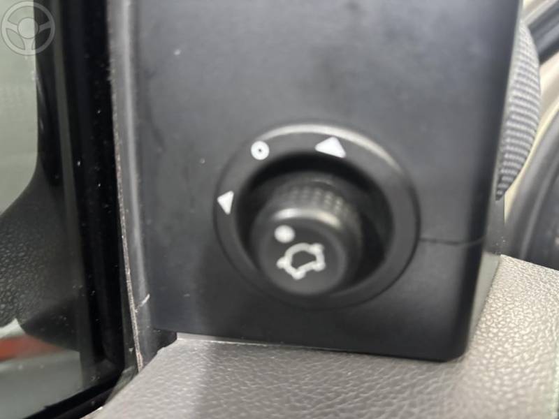 FORD - ECOSPORT 1.6 XLS 8V 4P MANUAL - 2006/2007 - PRATA - R$ 33.900,00