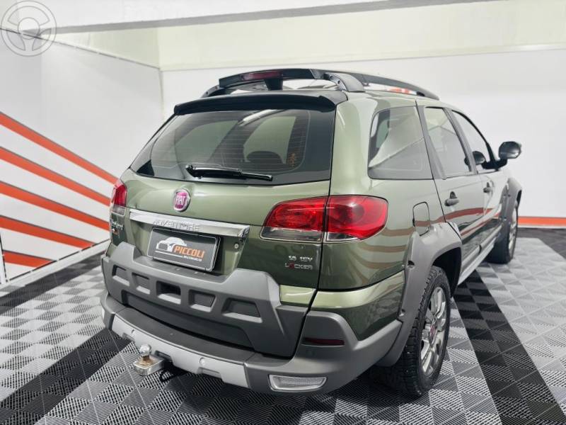 FIAT - PALIO 1.8 MPI ADVENTURE LOCKER WEEKEND 8V FLEX 4P AUTOMATIZADO - 2014/2015 - VERDE - R$ 47.900,00