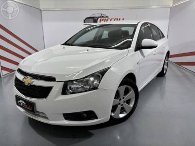 CHEVROLET - CRUZE 1.8 LT 16V FLEX 4P AUTOMÁTICO - 2014/2014 - BRANCA - R$ 64.900,00