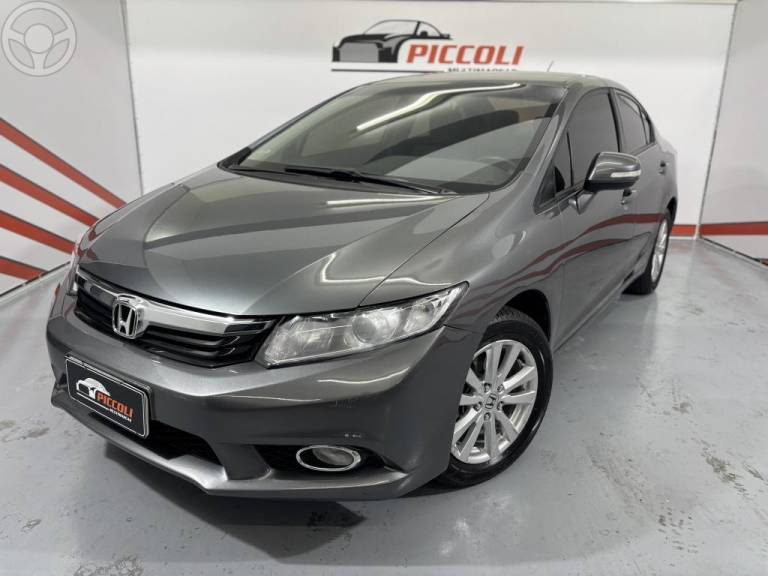 HONDA - CIVIC 2.0 LXR 16V FLEX 4P AUTOMÁTICO - 2013/2014 - CINZA - R$ 75.900,00