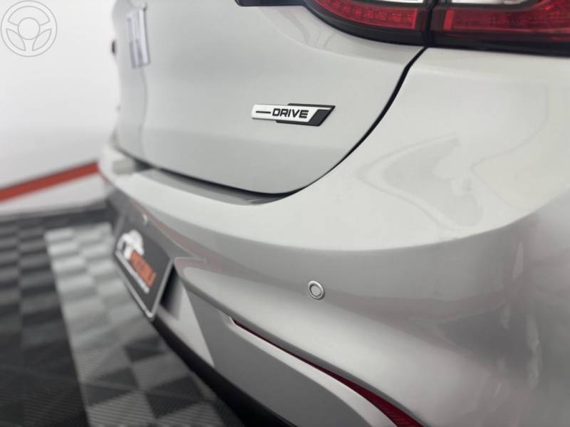 FIAT - ARGO 1.0 FIREFLY FLEX DRIVE MANUAL - 2021/2022 - PRATA - R$ 59.900,00