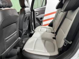 CHEVROLET - TRACKER 1.4 16V TURBO FLEX LTZ AUTOMÁTICO - 2017/2017 - PRATA - R$ 81.900,00
