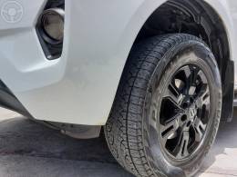 NISSAN - FRONTIER 2.5 SV ATTACK 4X4 CD TURBO ELETRONIC DIESEL 4P AUTOMÁTICO - 2023/2024 - BRANCA - R$ 207.900,00