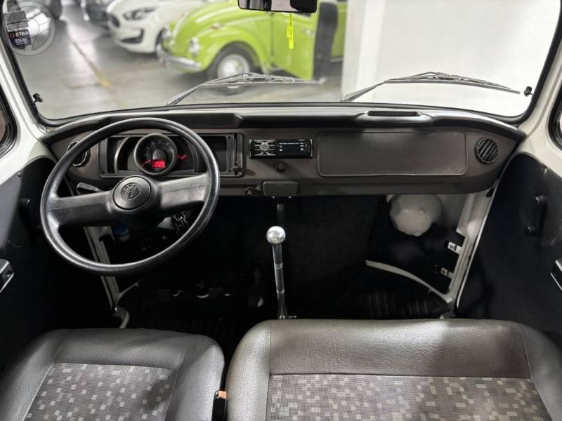 VOLKSWAGEN - KOMBI 1.4 MI STD 8V FLEX 4P MANUAL - 2009/2009 - BRANCA - R$ 69.900,00