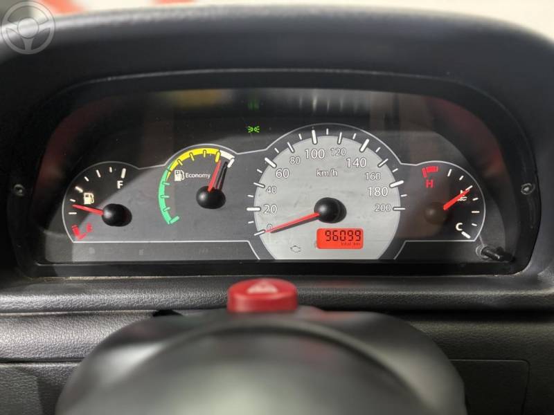 FIAT - UNO 1.0 MPI LE WAY ECONOMY 8V FLEX 2P MANUAL - 2012/2013 - VERMELHA - R$ 27.900,00