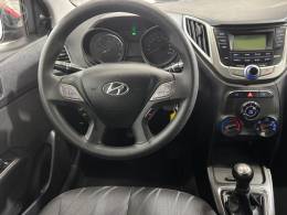 HYUNDAI - HB20 1.0 COMFORT PLUS 12V FLEX 4P MANUAL - 2014/2015 - VERMELHA - R$ 47.900,00